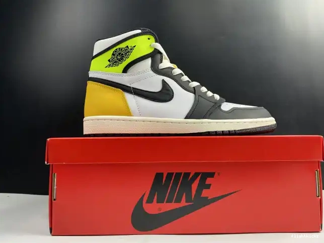 1 JORDAN RETRO 'VOLT AIR GOLD' OG HIGH 555088-118 0510